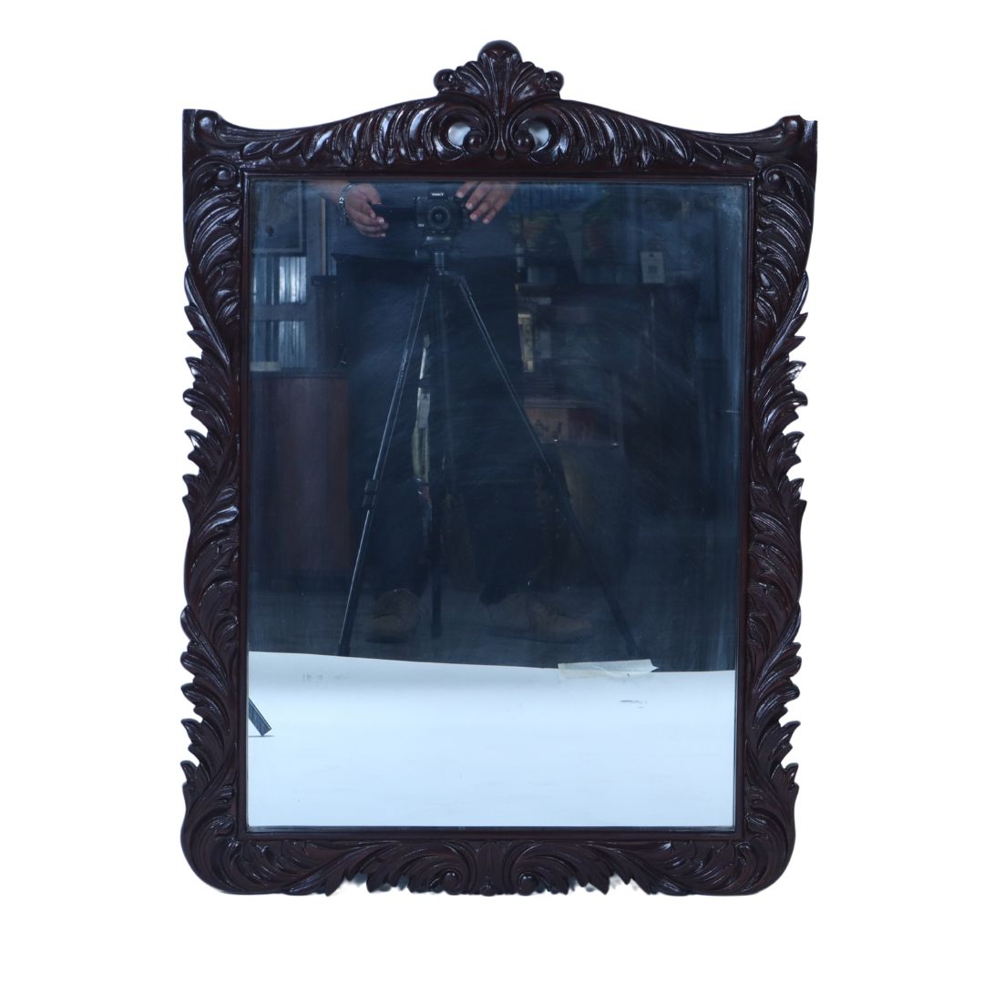 WOODEN CARVED MIRROR FRAME WITH MIRROR 