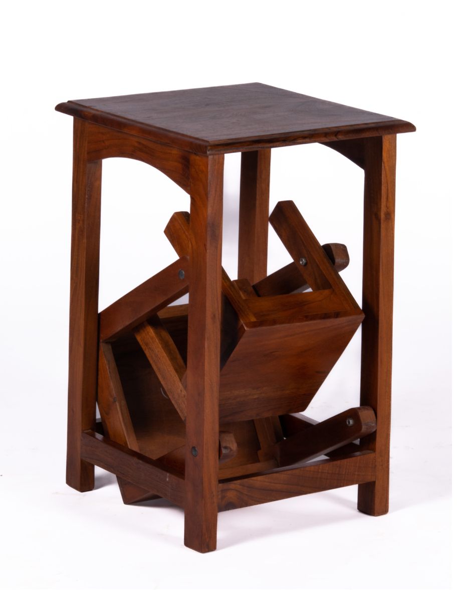  WOODEN STEPPER STOOL FOLDING